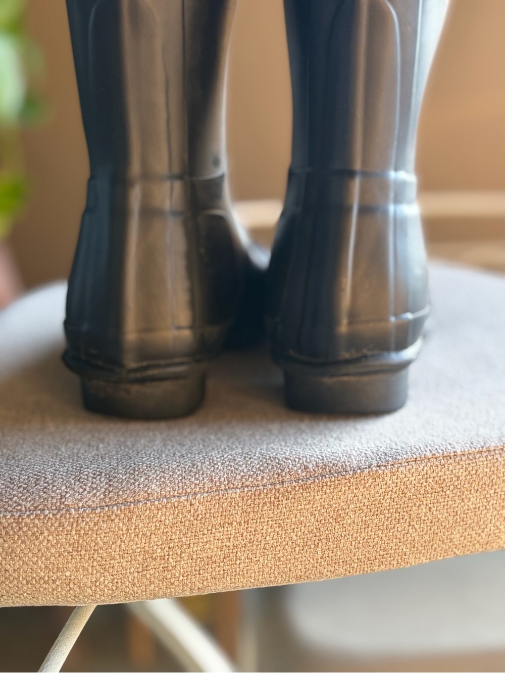 Hunter Tall Women's Rain Boots in Matte Black Size 7 - Picture 9 of 13